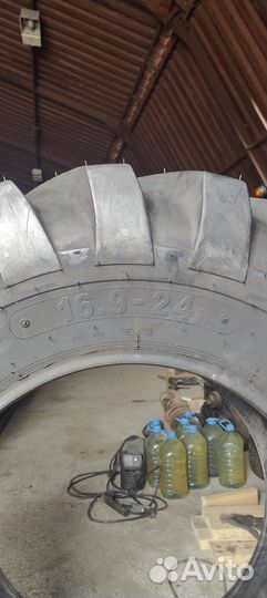 Petlas IND-25 16.9
