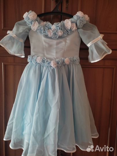 Нарядное платье