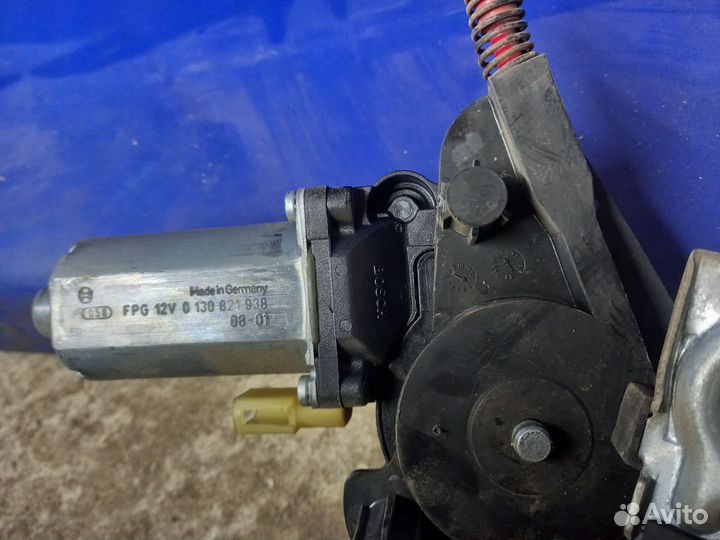 Стеклоподъемник передний Ford fusion