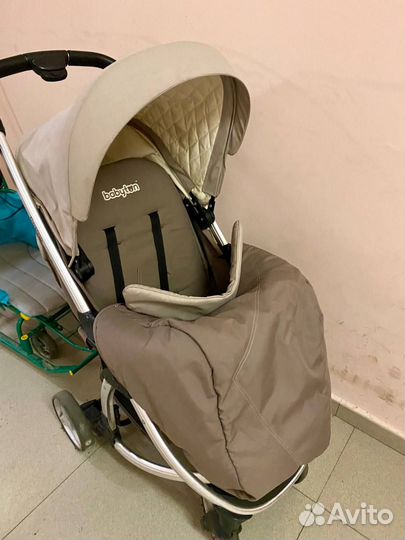 Прогулочная коляска б/у