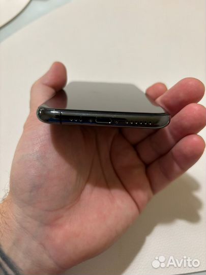 iPhone 11 Pro, 256 ГБ