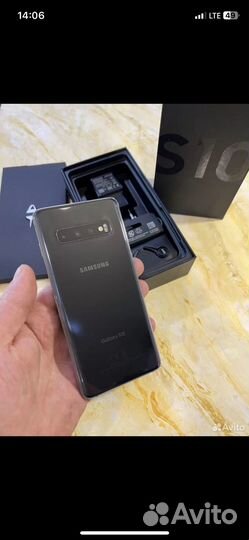 Samsung Galaxy S10 (Snapdragon 855), 8/128 гб