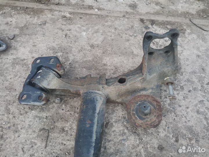 Балка подвески задняя Chevrolet Cruze J300 F16D3