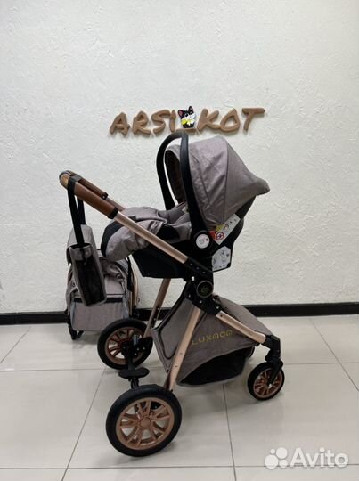 Коляска-трансформер 3в1 Luxmom V9 коричневый