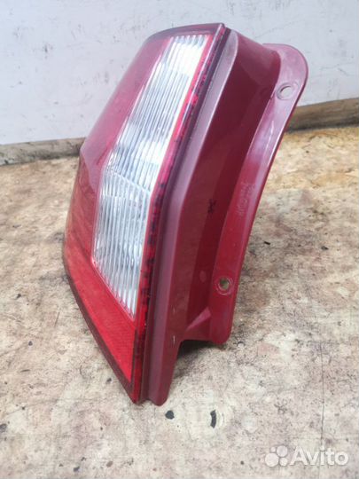 Стоп-сигнал задний левый Hyundai Getz хетчбек 3