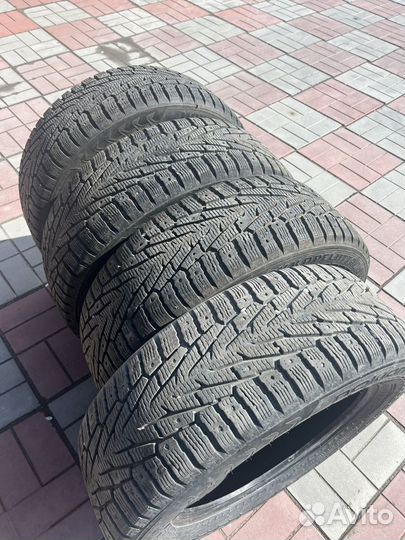 Nokian Tyres Hakkapeliitta 7 SUV 235/60 R18 90V