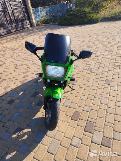 Kawasaki GPZ 400