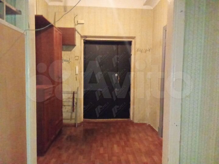 Комната 19,1 м² в 4-к., 3/6 эт.