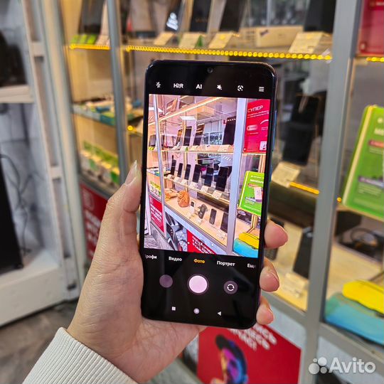 Xiaomi Mi 9 SE, 6/128 ГБ