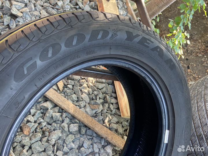 Goodyear Assurance 205/60 R16