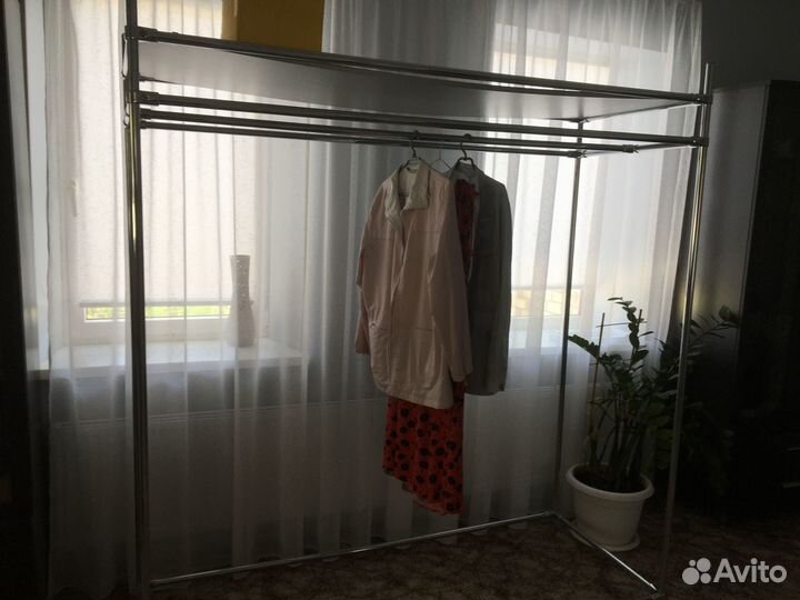 Элемент гардеробной системы