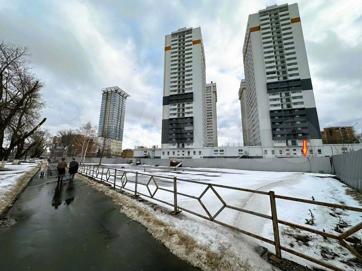 Торговая площадь, 210.6 м² у ТЦ Караван