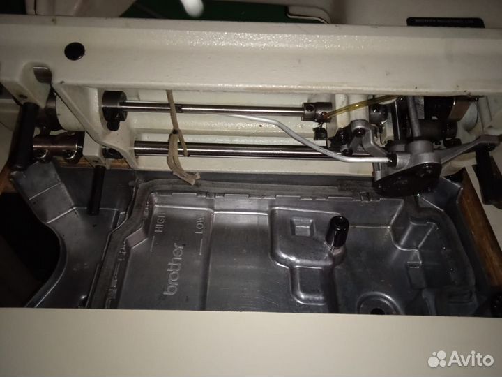 Промышленная швейная машина Brother