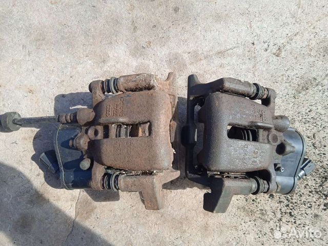 Суппорт тормозной задний левый и правый Audi A6 C6