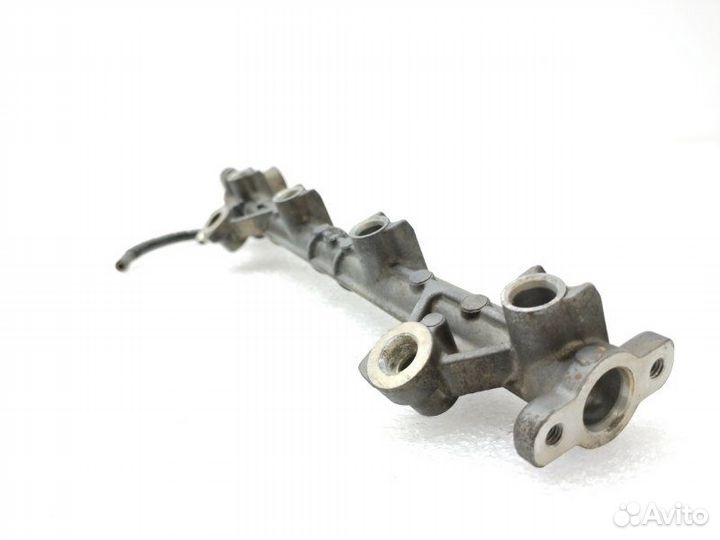 Топливная рейка (рампа) Mitsubishi Lancer 9 1.6