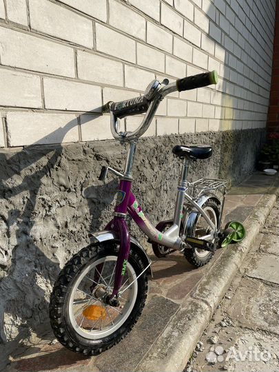 Детский трехколесный велосипед