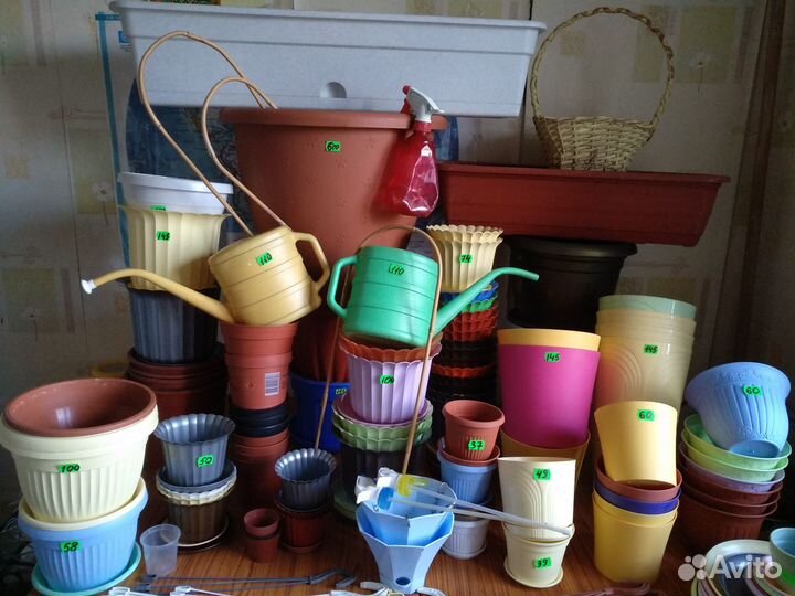 Новые цветочные горшочки с поддонами