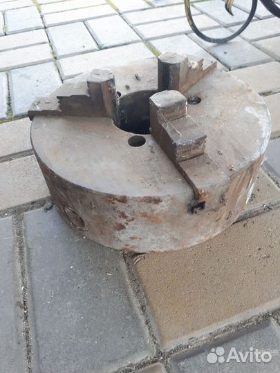 Токарный патрон 250мм