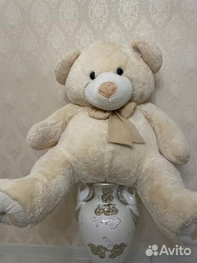 Плюшевый медвежонок