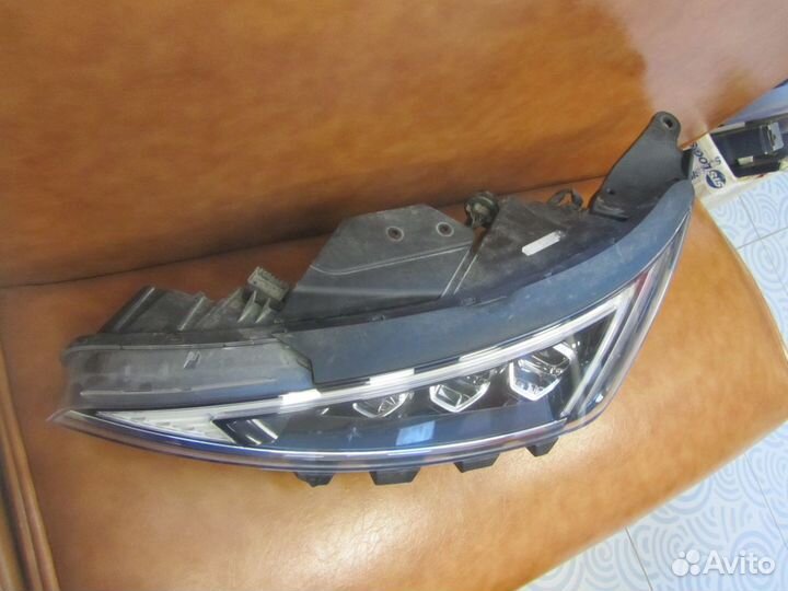Фара левая правая светодиодная Hyundai Elantra 6