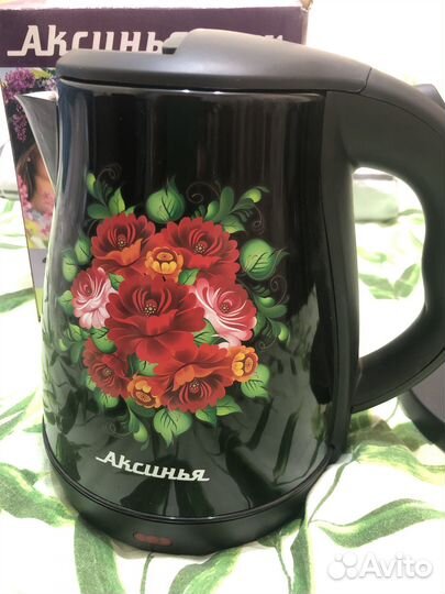 Продам чайник электрический Аксинья кс 1051