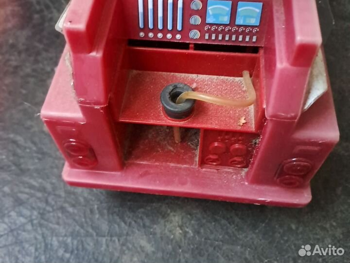 Пожарная машина игрушка с помпой