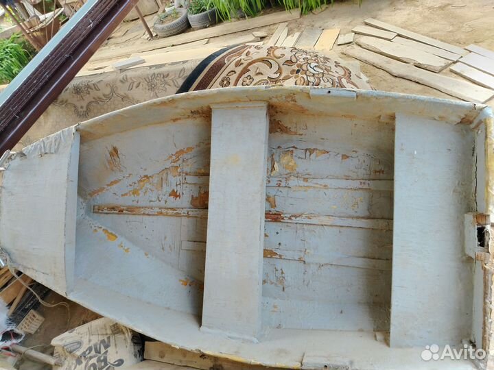 Продаю лодка деревянная б у