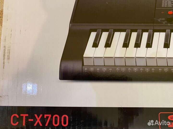 Синтезатор Casio CT-X700
