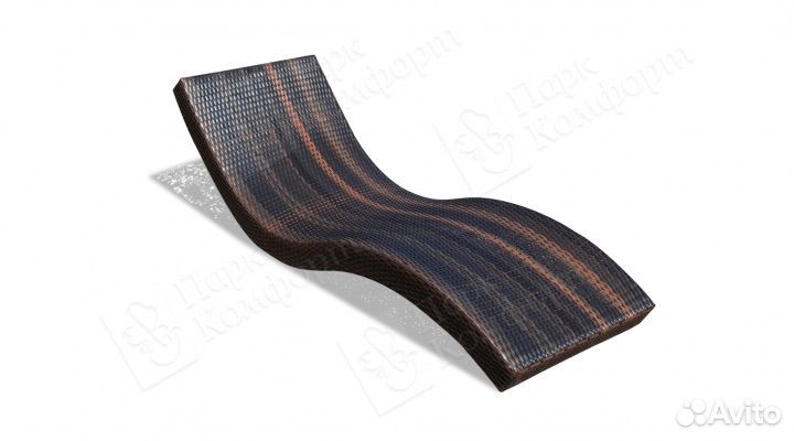 Шезлонг и лежаки из ротанга