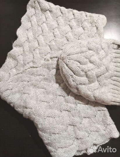 Комплект шапка и снуд