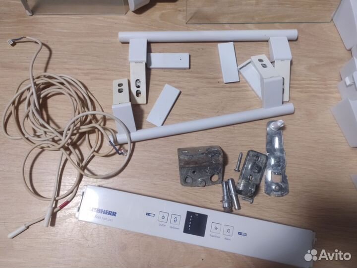 Запчасти для холодильника liebherr