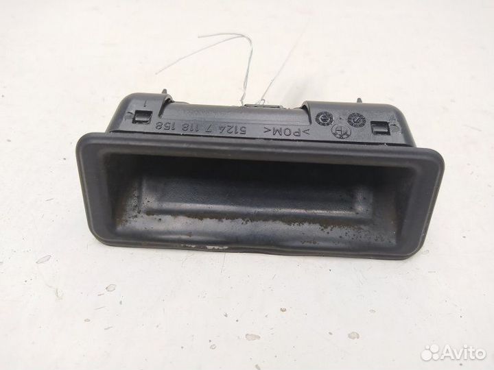 Кнопка открытия багажника