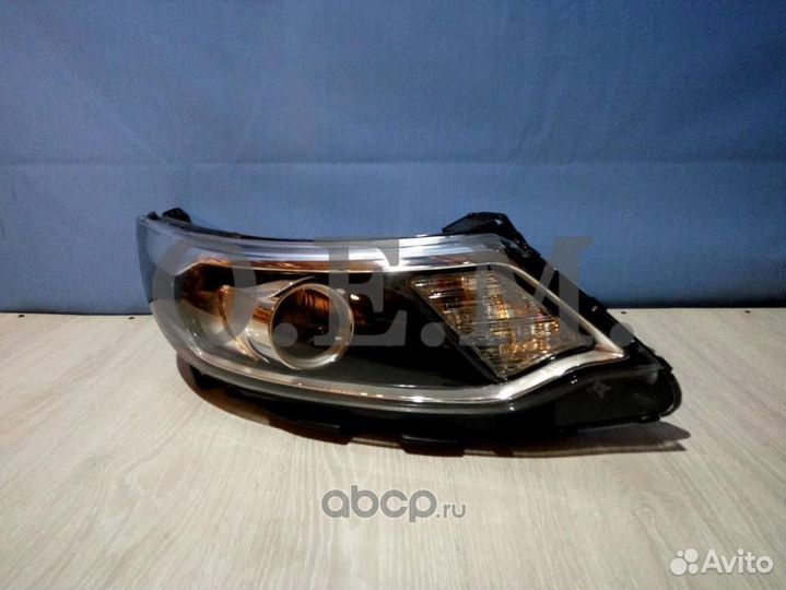 Фара правая линза Kia Rio 3 2015-2017 921024X511