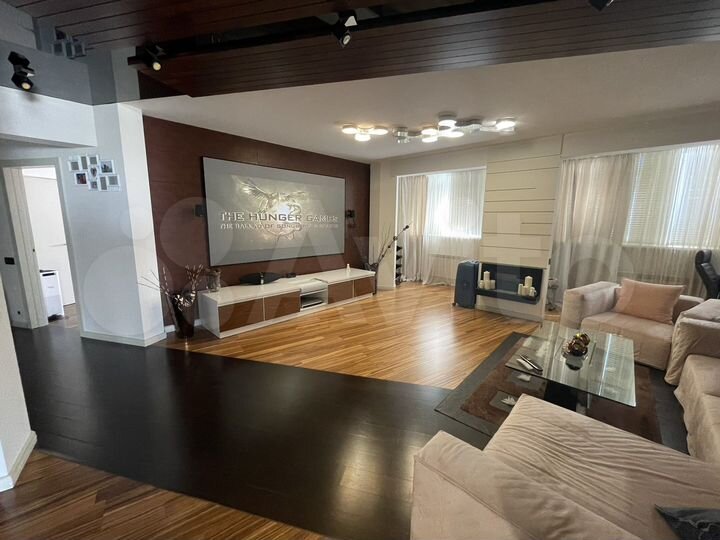 4-к. квартира, 182 м², 5/9 эт.