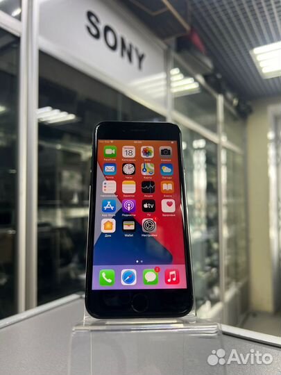 iPhone 7, 32 ГБ