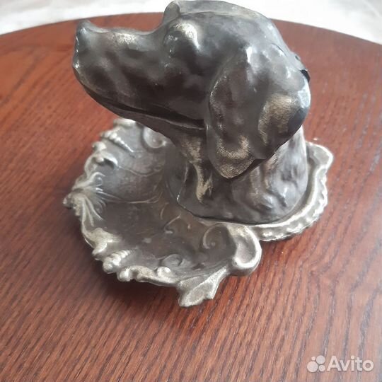 Пепельница голова собаки