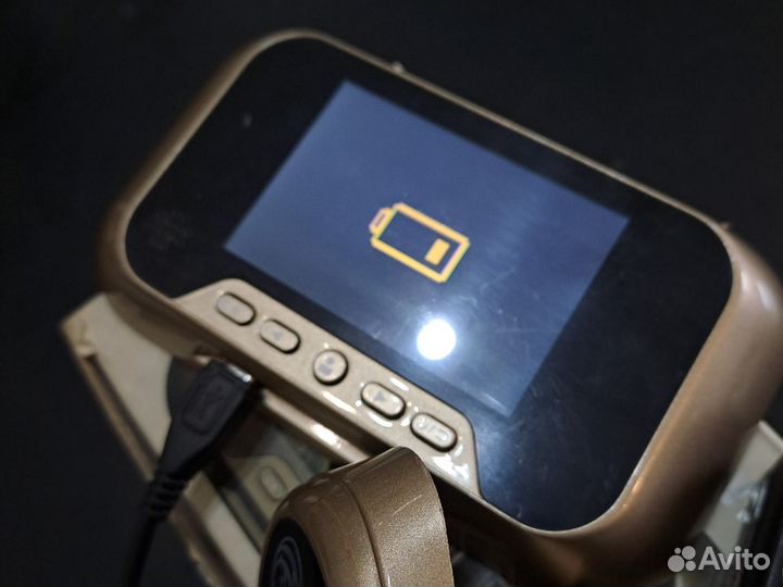 Дверной видеоглазок с монитором