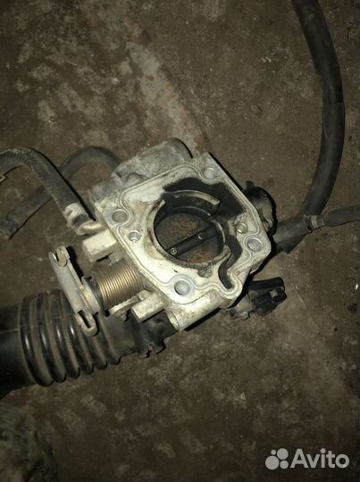 Дроссельная заслонка Mazda Familia Bj 2000-2003