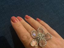 Кольцо цветок из кристалов