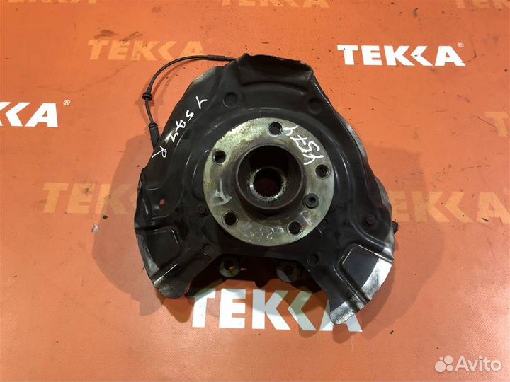 Кулак поворотный задний правый бмв Х3 F25 Ф25