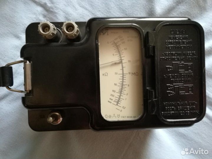 Мегаомметр М1101М