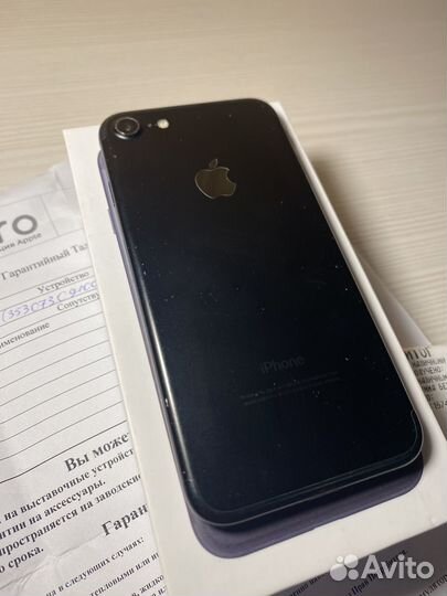 iPhone 7, 32 ГБ