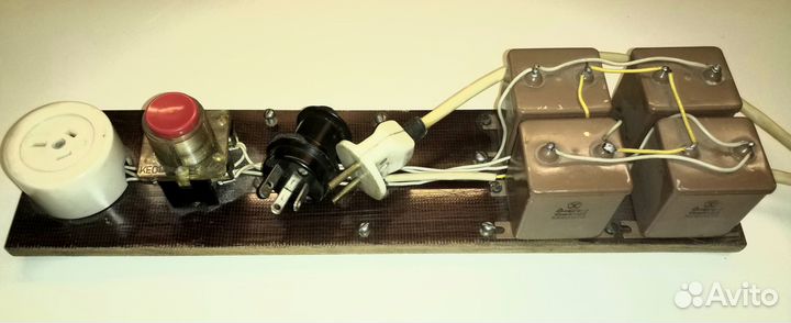 Пусковое устройство для электродвигателя