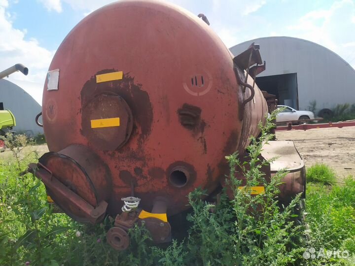 Разбрасыватель удобрений БобруйскАгромаш МЖТ-Ф-11, 1987