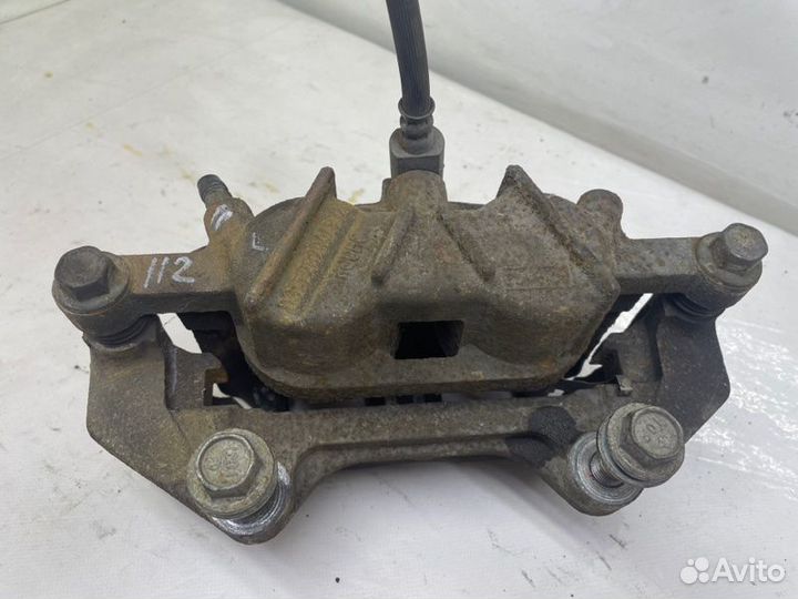 Суппорт передний левый Ford Explorer 5 3.5 2012