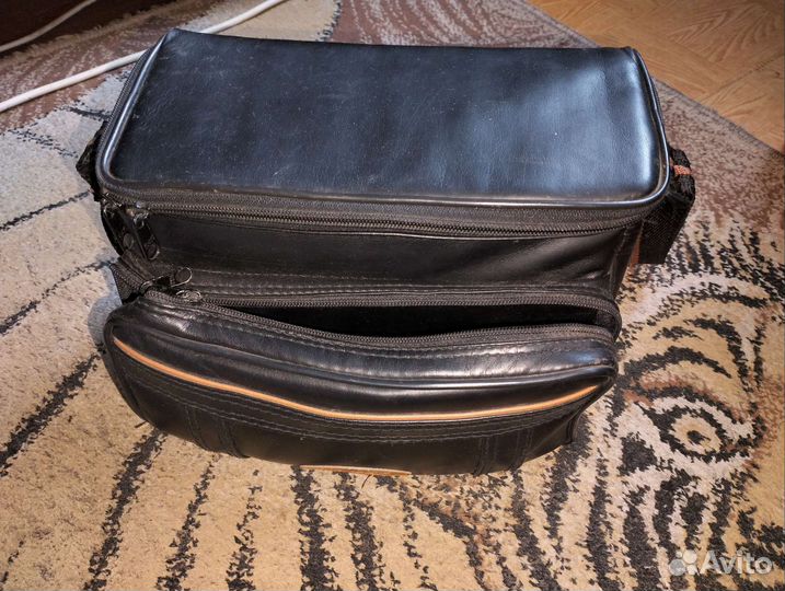 Видеокамера panasonic Vhs-c NV-A3 рабочая с сумкой