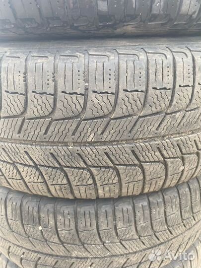 Michelin X-Ice XI3 205/60 R16