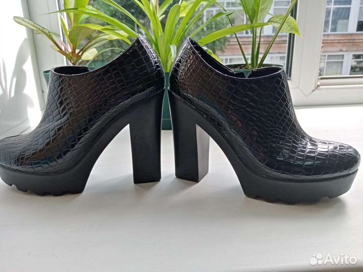 Туфли женские