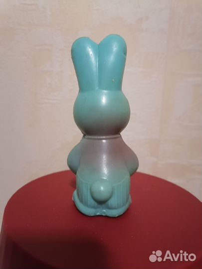Игрушка зайчик СССР пластмасса