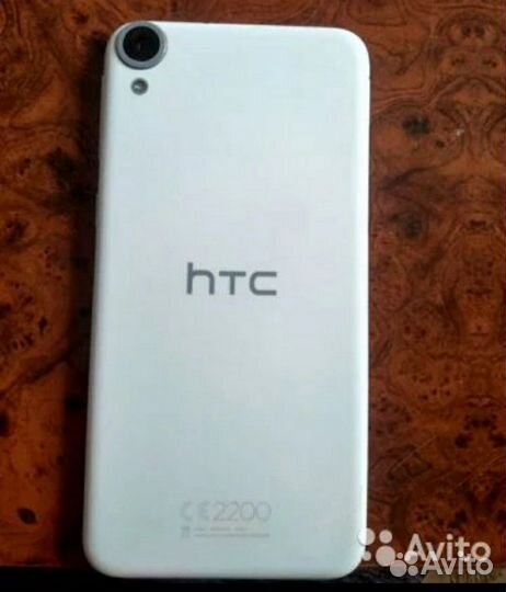 HTC Desire 820